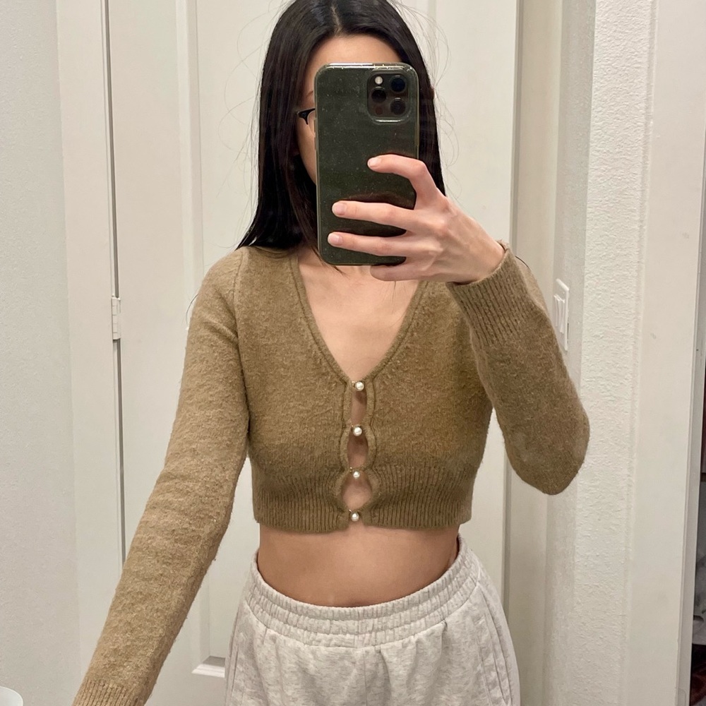 Zara Pearl Button Cardigan